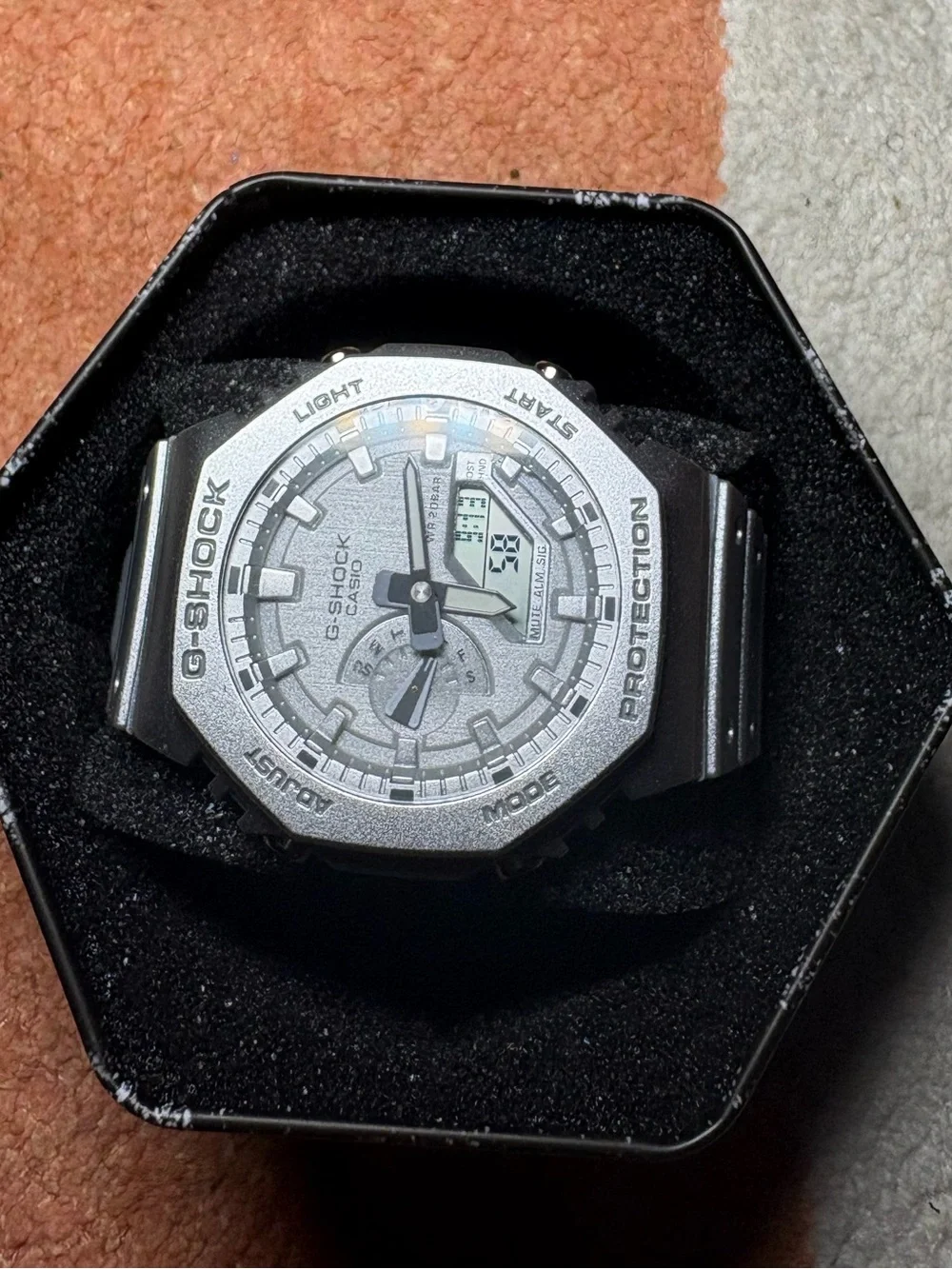 G-Shock bold shock